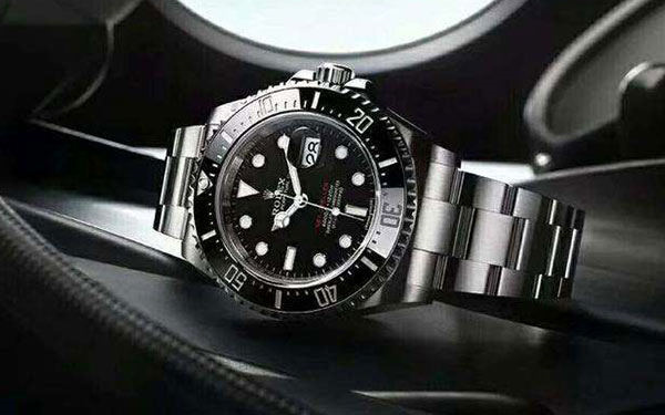 愛彼表殼劃痕修復技巧(專業保養指南)(圖) 愛彼表殼劃痕修復技巧(專業保養指南)(圖)