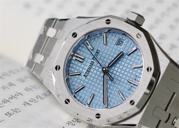 愛彼腕表表耳掉了解決辦法(圖) 愛彼腕表表耳掉了解決辦法(圖)